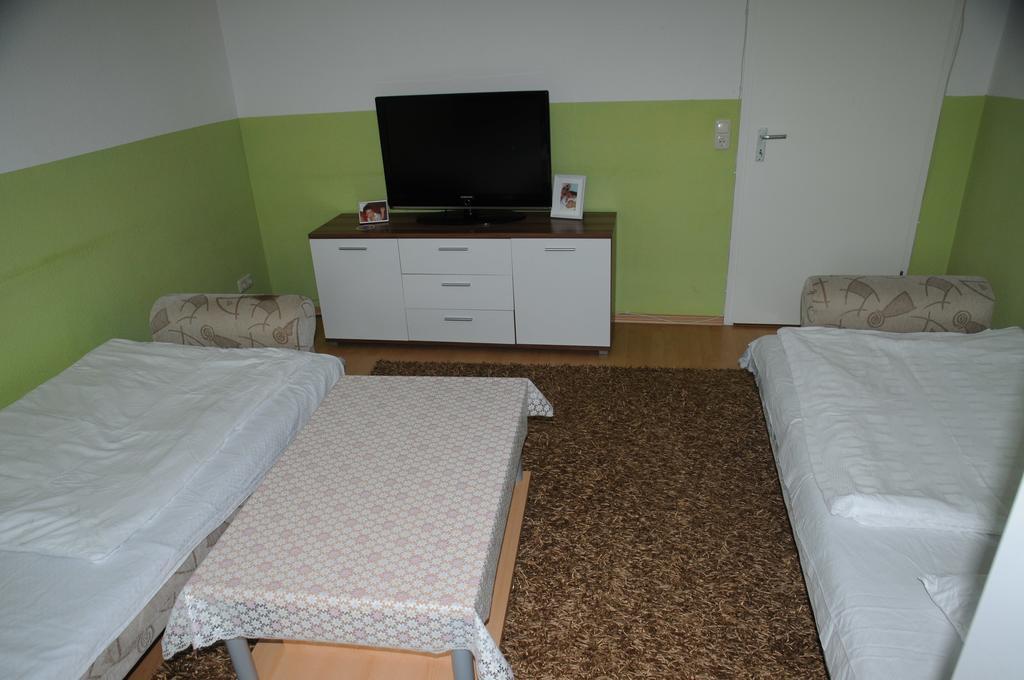 Agt Hannover Messe Zimmer Zewnętrze zdjęcie
